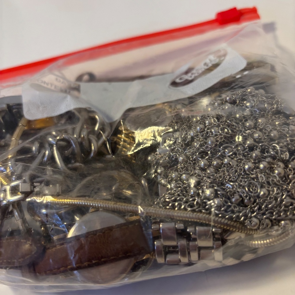 Lot Bundle Bag of Mystery Jewelry 2 Pounds Vintage Designer Assorted Quality - Picture 7 of 9